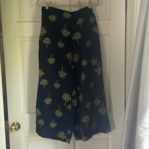 Loft beach wide leg palm print pant